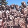 Das Denkmal für die Kinder von Lidice, Bildhauerin: Marie Uchytilova, Juri Vaclav Hampl, Entstehung 1969-2000, Quelle: Gedenkstätte Lidice